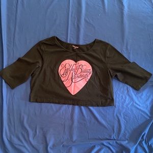 Tess Holliday crop top